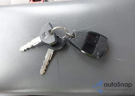 1995 Jeep Cherokee Sport from USA, damaged, VIN 1J4FJ68S6SL658465